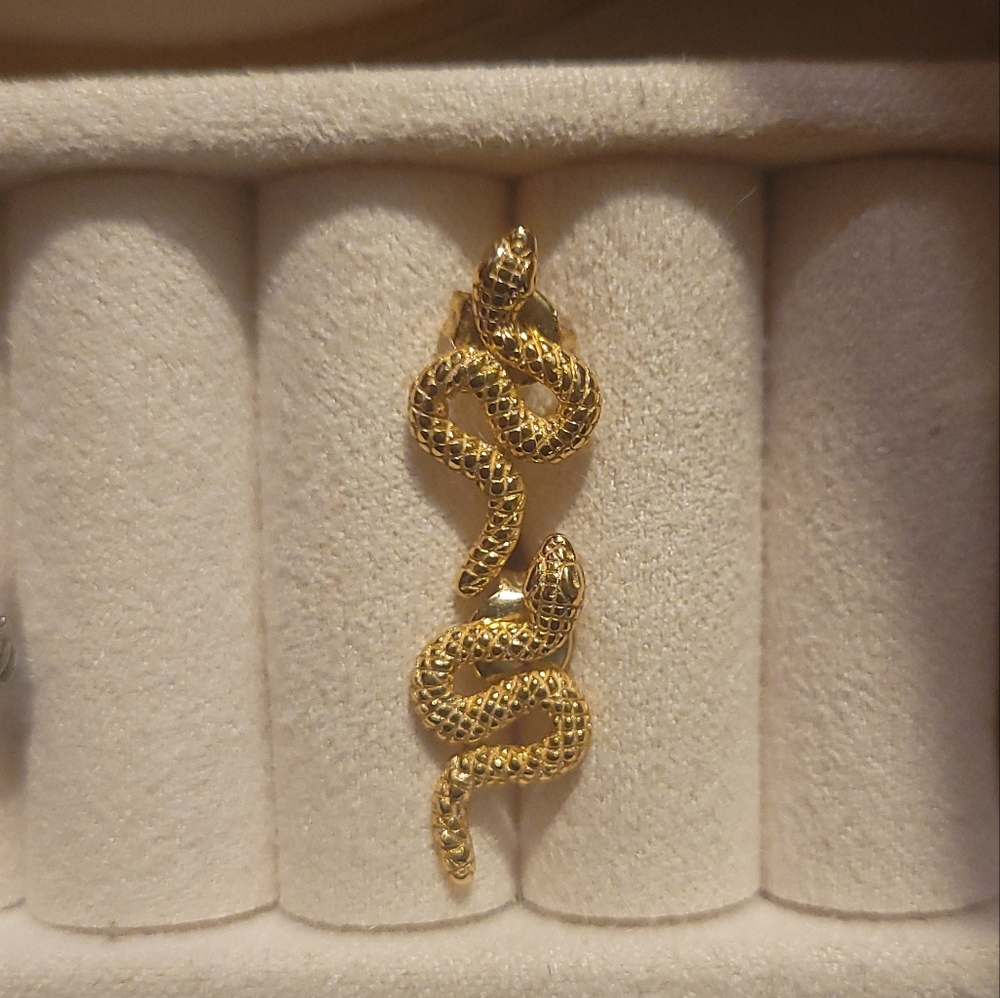 Satya snake stud earrings